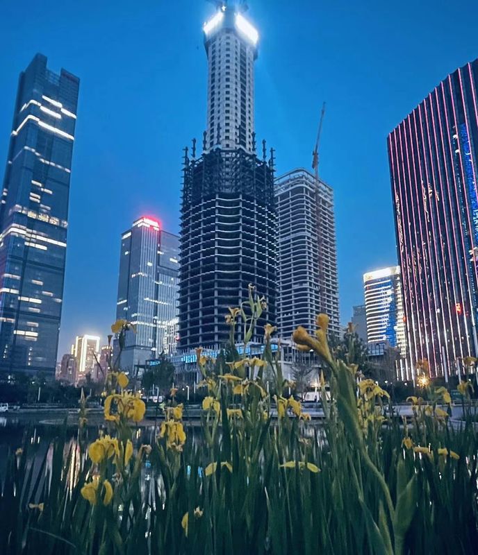 China Produsen Direktori Penjualan Kerangka Struktur baja tahan lama Gedung Tinggi Perdagangan Kantor Struktur baja