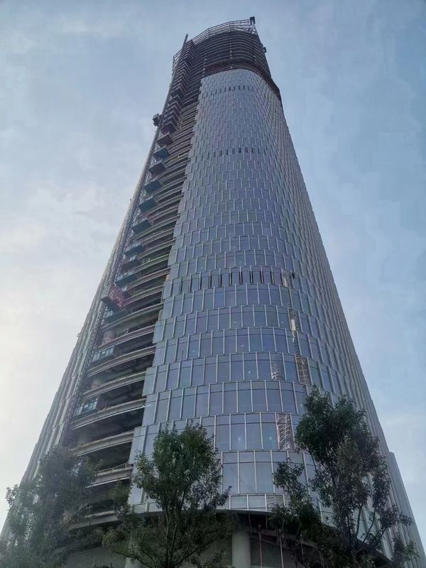 China Produsen Direktori Penjualan Kerangka Struktur baja tahan lama Gedung Tinggi Perdagangan Kantor Struktur baja