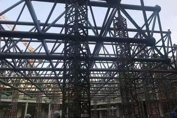 Struktur Baja Bangunan Pabrik Prefabrikasi Modular / Low Cost Industrial Workshop Shed