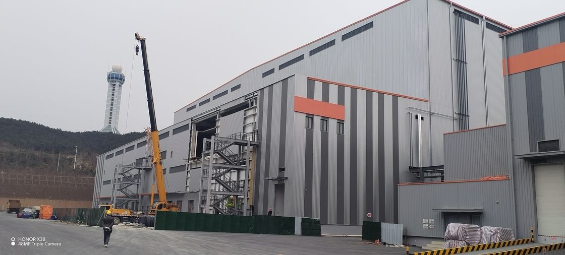 Gudang Struktur Baja Prefab yang Bisa Disesuaikan dan Serbaguna untuk Penggunaan Produk Selesai